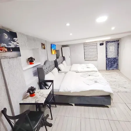 Taksim Luxurious Center Apartmán